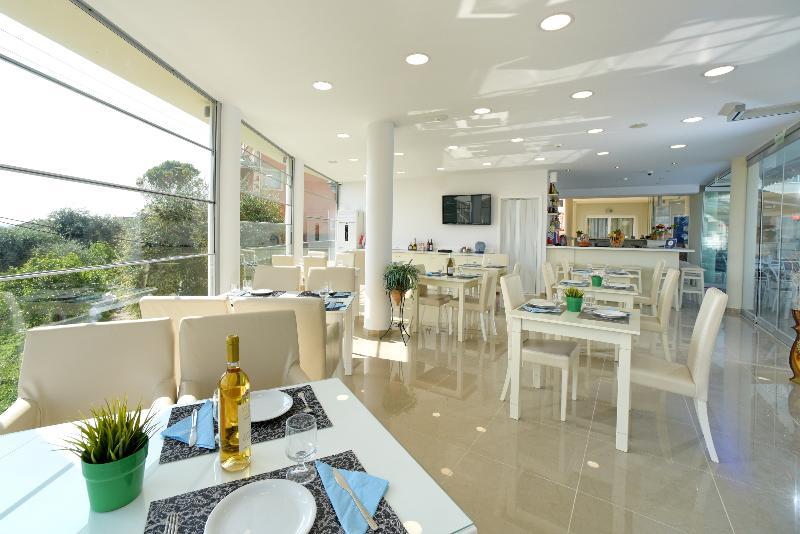 Palapart Gikas Suites And Studios Gouvia Exteriör bild