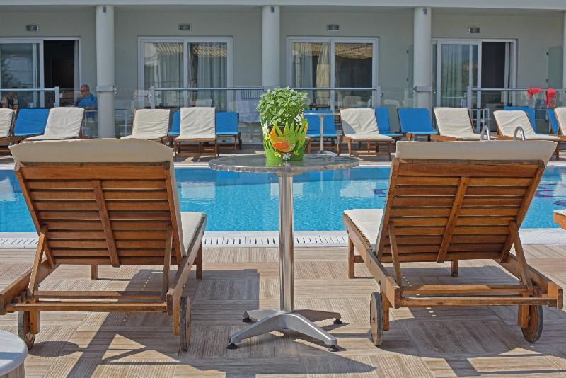 Palapart Gikas Suites And Studios Gouvia Exteriör bild